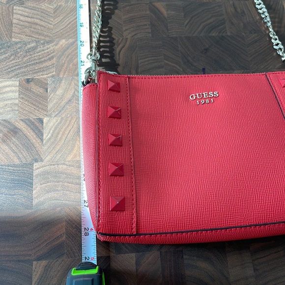 GUESS PURSE - Picture 10 of 10